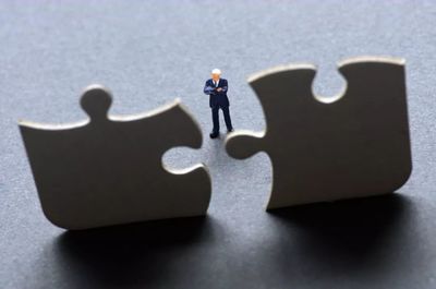 一天内3起并购,A股公司掀起新三板“寻宝”热潮,今年单笔最大金超过100亿!